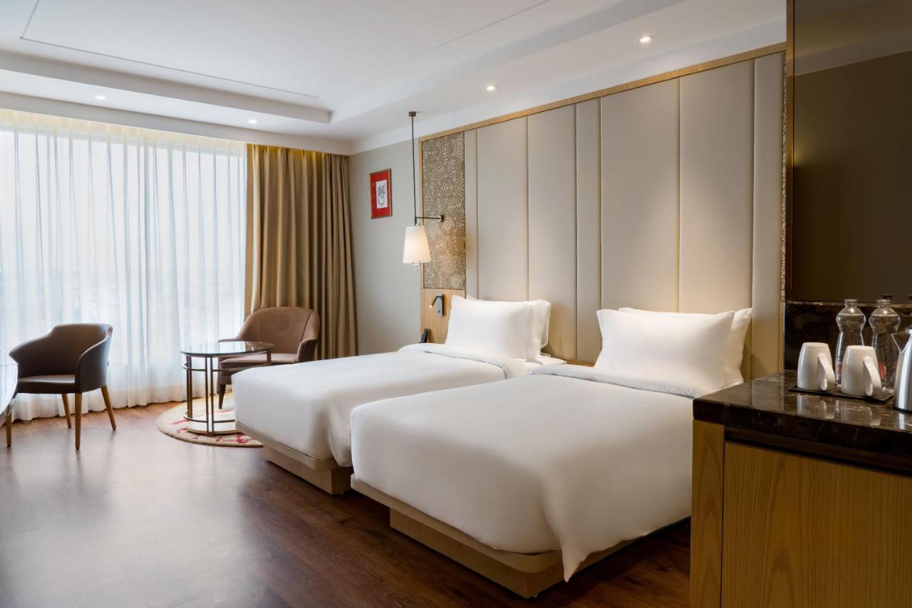 Radisson Bhopal Hotel Ngoại thất bức ảnh