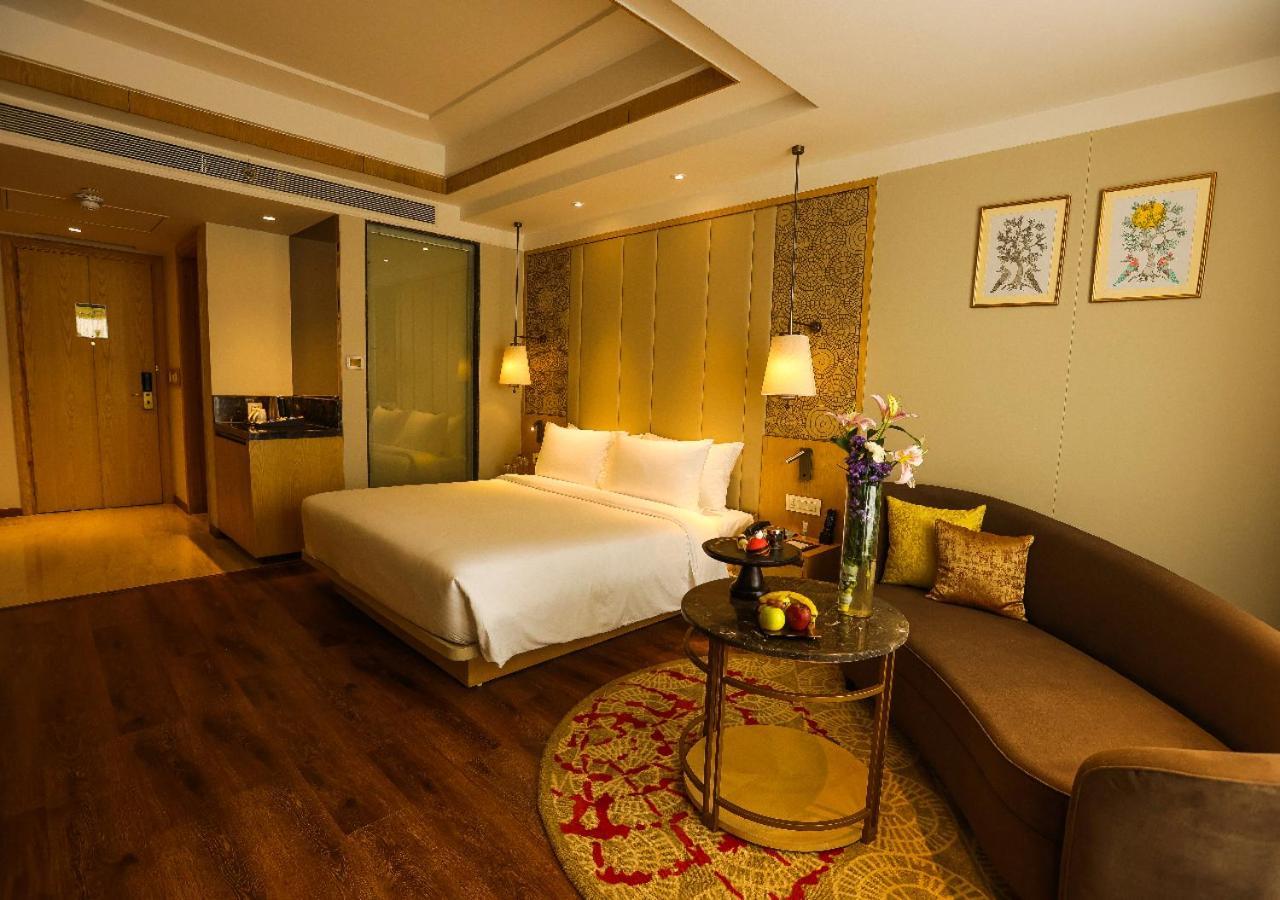 Radisson Bhopal Hotel Ngoại thất bức ảnh