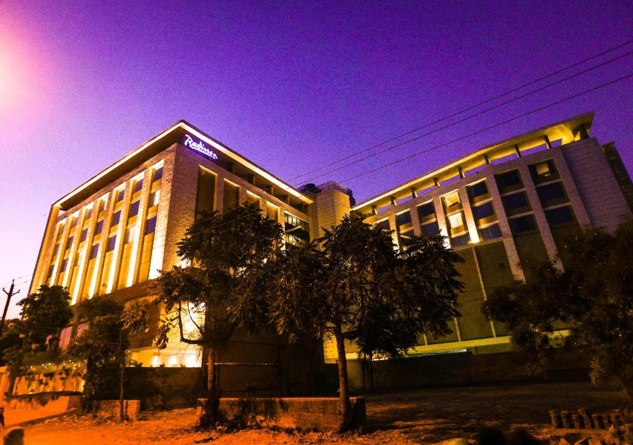 Radisson Bhopal Hotel Ngoại thất bức ảnh