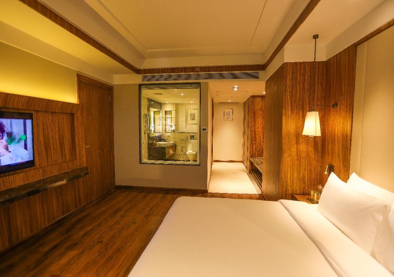 Radisson Bhopal Hotel Ngoại thất bức ảnh
