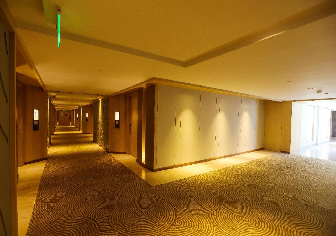 Radisson Bhopal Hotel Ngoại thất bức ảnh