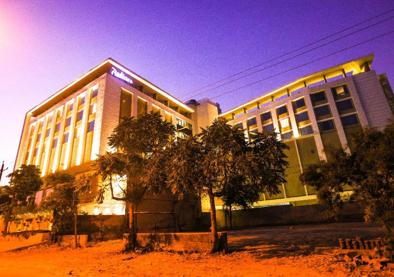 Radisson Bhopal Hotel Ngoại thất bức ảnh