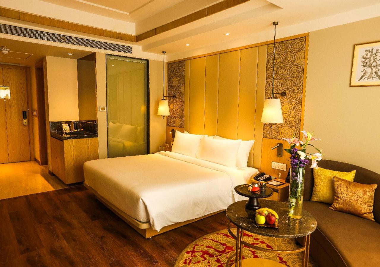 Radisson Bhopal Hotel Ngoại thất bức ảnh