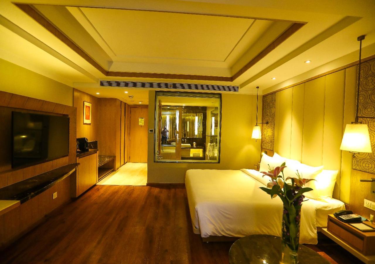Radisson Bhopal Hotel Ngoại thất bức ảnh