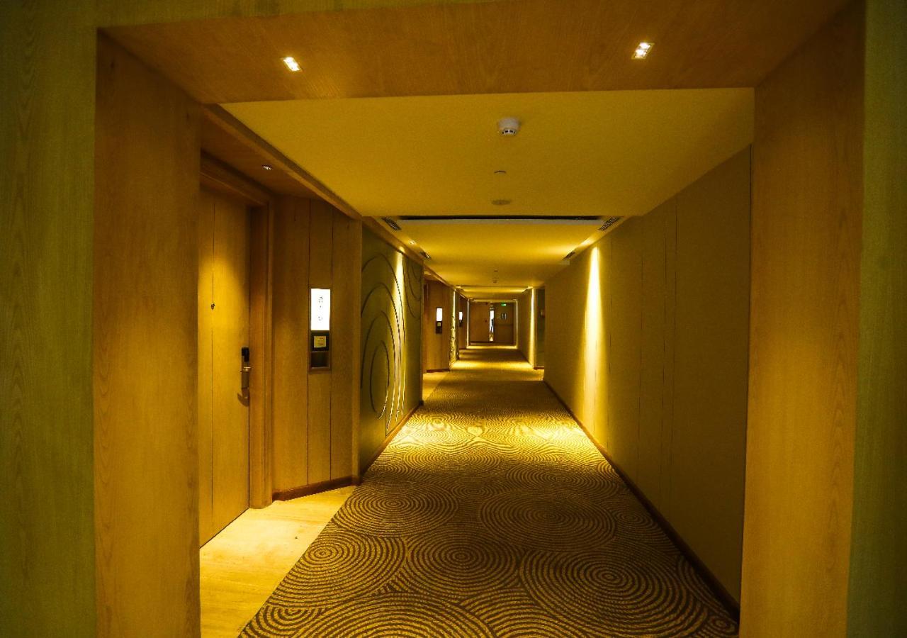 Radisson Bhopal Hotel Ngoại thất bức ảnh