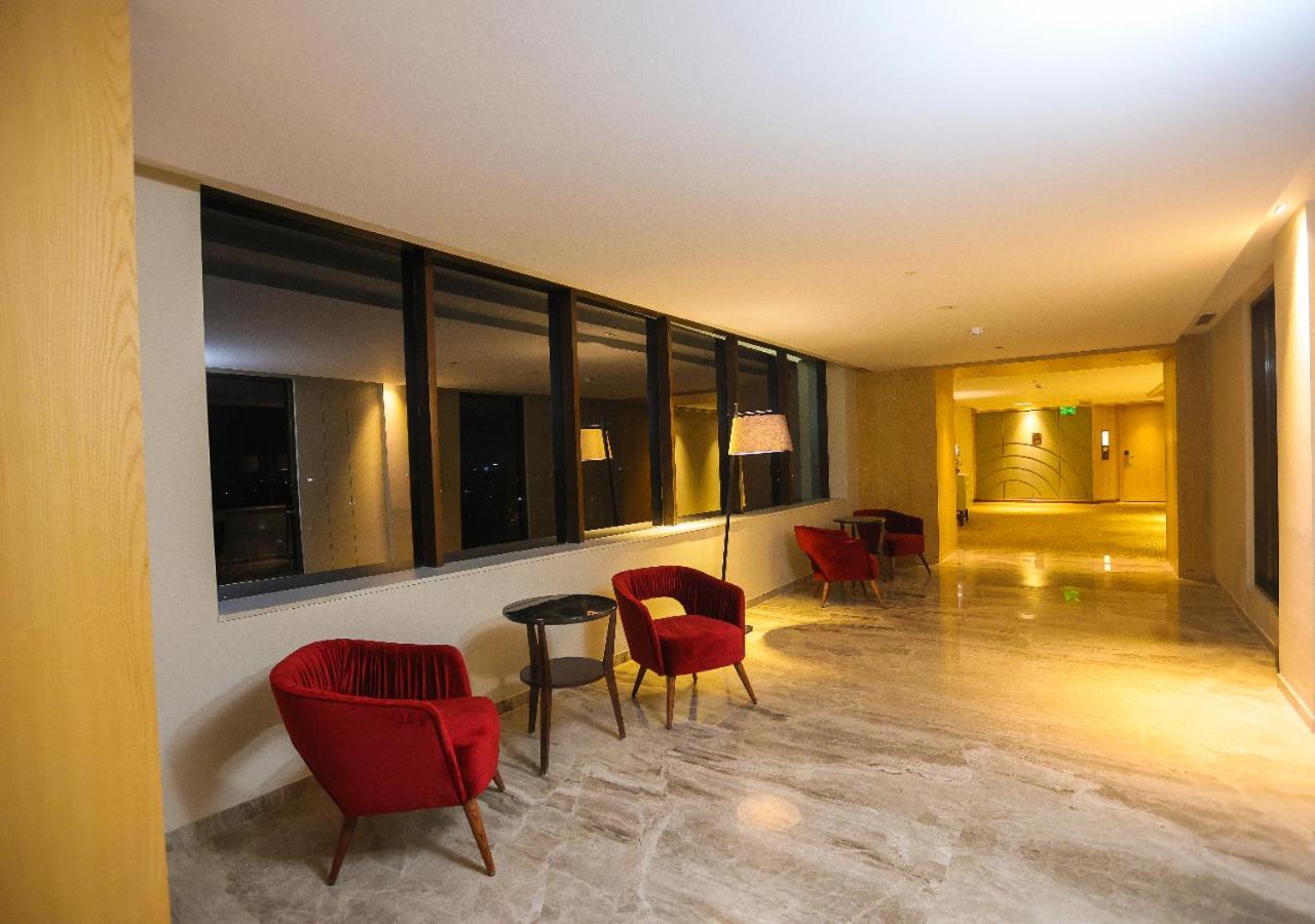Radisson Bhopal Hotel Ngoại thất bức ảnh