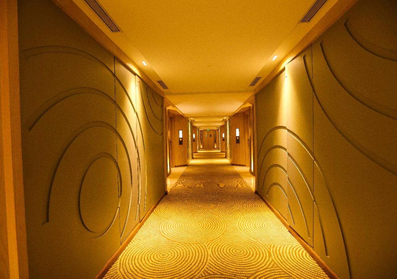 Radisson Bhopal Hotel Ngoại thất bức ảnh