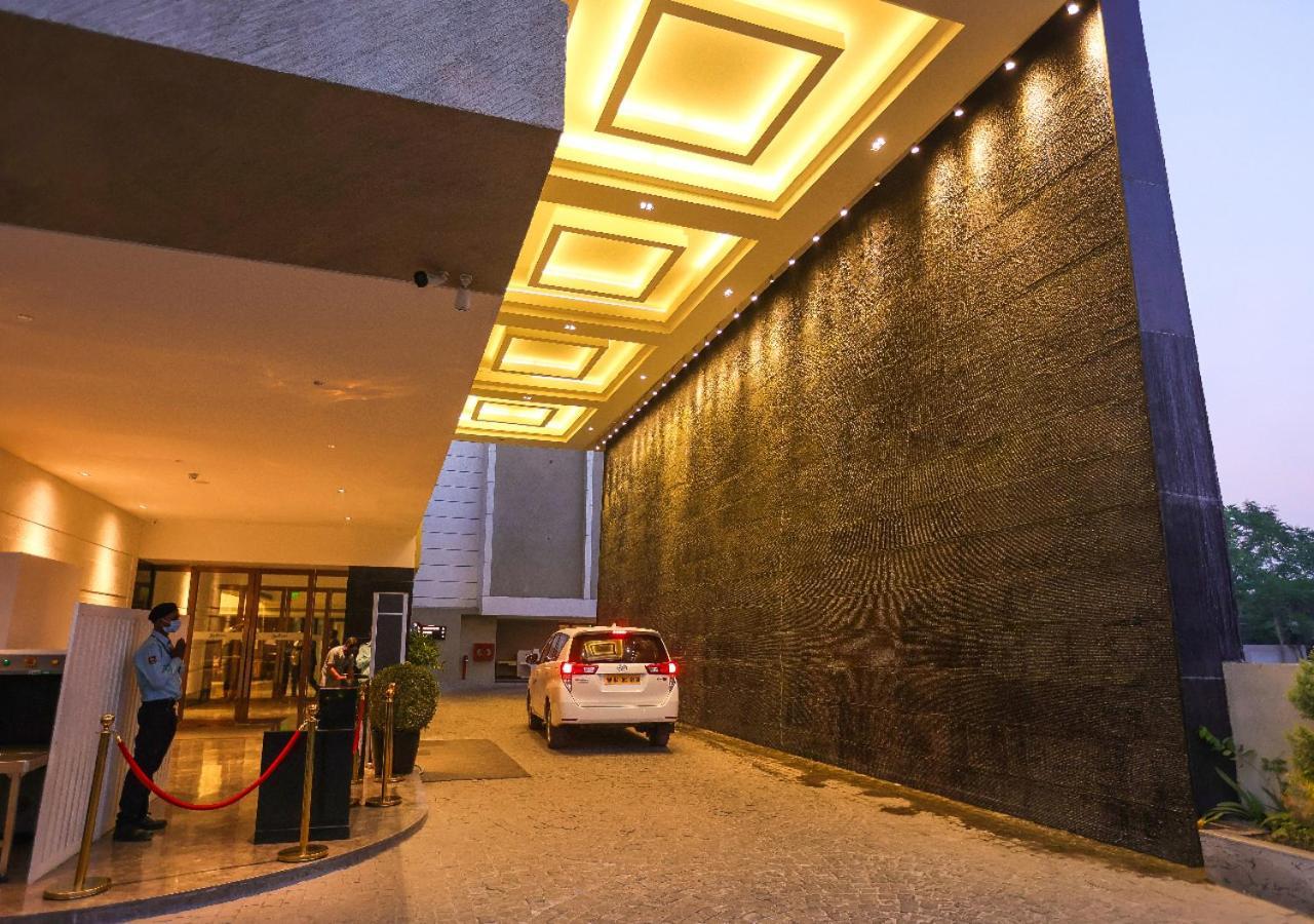 Radisson Bhopal Hotel Ngoại thất bức ảnh
