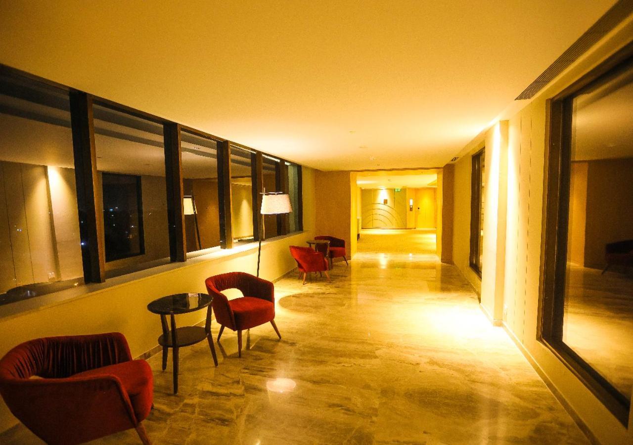 Radisson Bhopal Hotel Ngoại thất bức ảnh