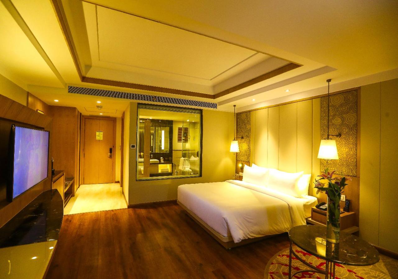 Radisson Bhopal Hotel Ngoại thất bức ảnh