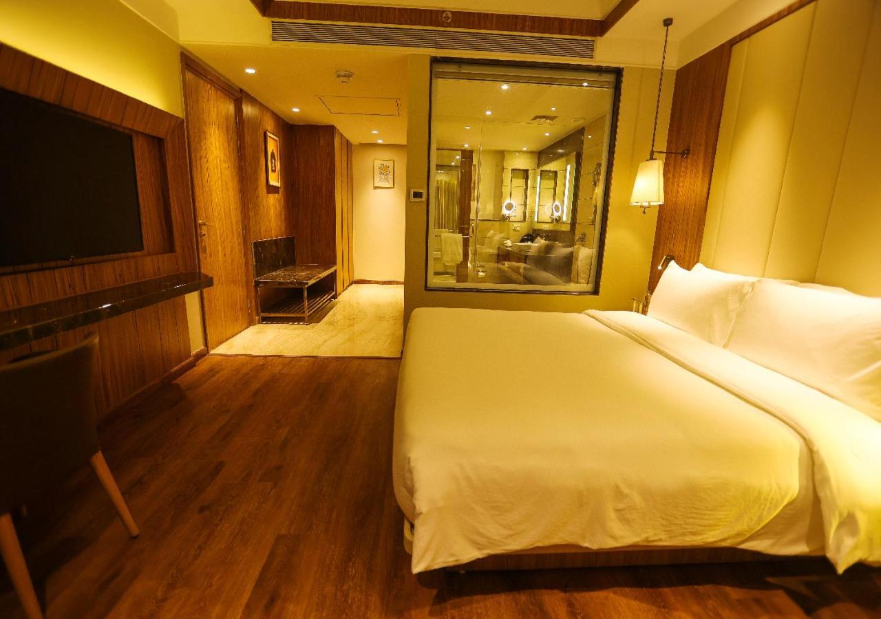 Radisson Bhopal Hotel Ngoại thất bức ảnh
