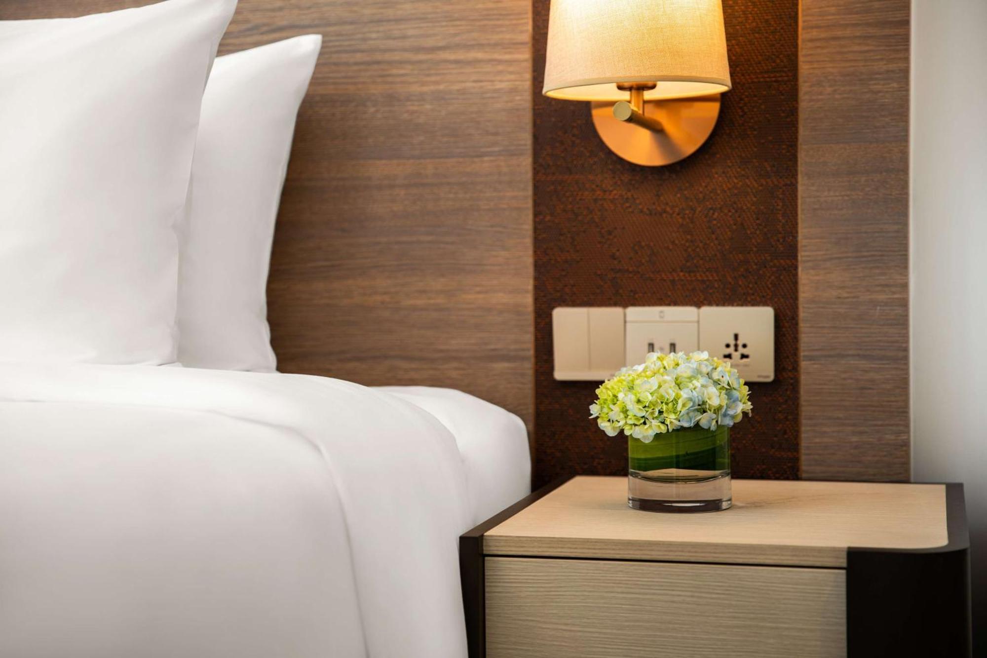 Radisson Bhopal Hotel Ngoại thất bức ảnh